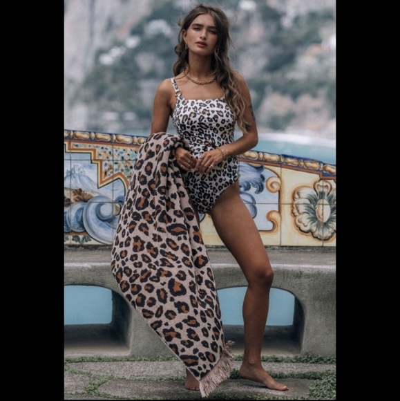 FINAL PRICE! NEW Spell Swimsuit - Picture 9 of 9